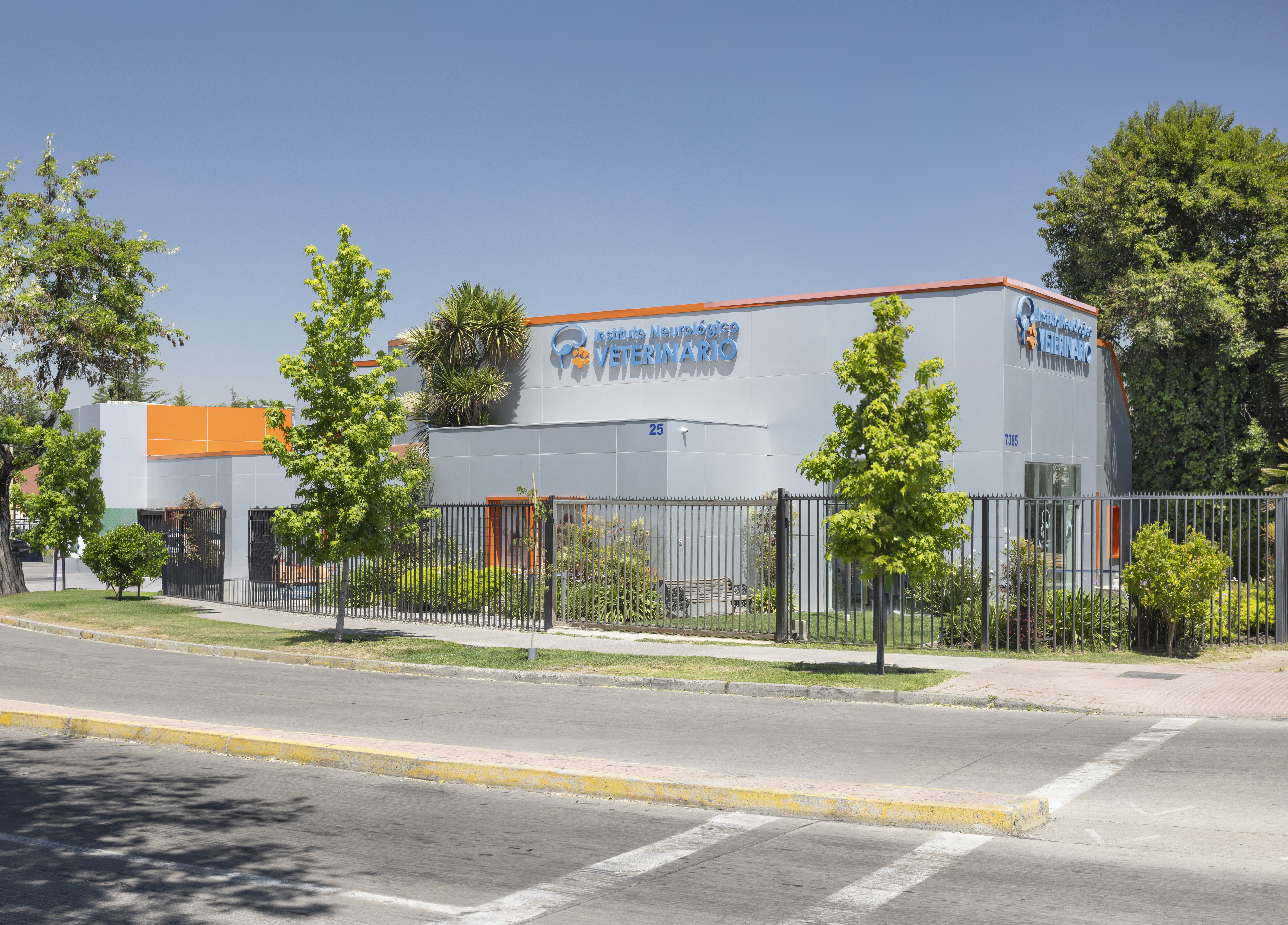 Instituto Neurológico y Especialidades Veterinarias